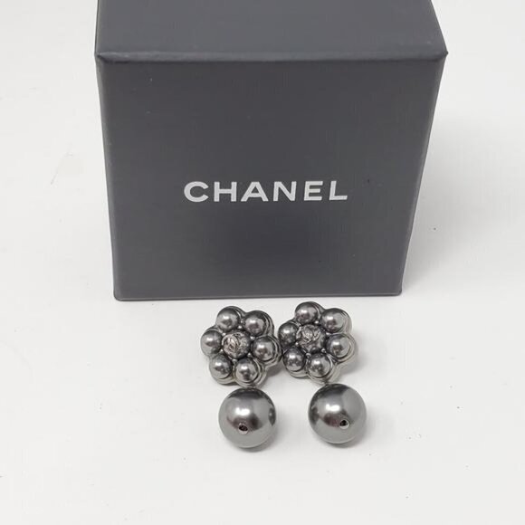 100% Authentic CHANEL Dark Grey CC Pearl Stud Earrings